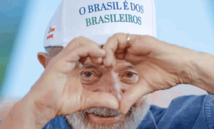 bancos lucraram mais governo lula governo lula beneficia bancos grandes CSLL aumento fintechs 2025 credito do trabalhador FGTS garantia lucros bancarios recordes brasil medida provisoria CSLL fintechs emprestimo FGTS trabalhador politicas pro bancos lula sistema financeiro brasileiro favorecimento tributacao fintechs vs bancos credito consignado trabalhador privado FGTS como garantia emprestimo equalização CSLL bancos fintechs governo lula favorece sistema bancario contribuição social lucro liquido aumento trabalhador paga juros proprio dinheiro medidas fiscais beneficiam bancos setor financeiro concentração poder programa credito trabalhador criticas FGTS recursos bancarios garantia bancos lucros oito vezes mais lula Fernando Haddad tributacao bancos fintechs perdem vantagem competitiva emprestimo consignado setor privado politica economica favorece bancos CSLL 9% para 15% fintechs crédito trabalhador MP 1292 sistema bancario tradicional beneficios governo petista politicas bancarias instituições financeiras lucros recordes medida provisoria 1303 CSLL FGTS garantia emprestimos bancarios trabalhadores pagam juros bancos concentração mercado financeiro brasil fintechs vs bancos tradicionais tributacao credito do trabalhador como funciona FGTS 10% garantia emprestimo bancos sem risco FGTS garantia politicas governamentais favorecem bancos setor bancario lucros historicos equalização tributaria prejudica fintechs emprestimo trabalhador FGTS multa rescisoria governo lula sistema financeiro CSLL contribuição social fintechs credito consignado carteira trabalho digital bancos dominam mercado brasileiro transferencia renda trabalhadores bancos politica fiscal beneficia grandes bancos inovação financeira prejudicada governo fintechs pagam mais impostos bancos emprestimo garantido FGTS trabalhador sistema bancario concentrado brasil governo lula vs FHC bancos medidas tributarias favorecem bancos credito trabalhador 120 bilhões mercado FGTS recursos emprestimos bancarios bancos risco zero FGTS garantia politicas economicas concentram poder bancario setor financeiro favorecimento governamental fintechs competitividade reduzida CSLL emprestimo consignado trabalhador CLT governo petista beneficia sistema bancario tributacao desigual bancos fintechs credito do trabalhador MP março 2025 FGTS multa rescisoria garantia emprestimo bancos lucram trabalhadores pagam concentração setor bancario brasileiro politica tributaria prejudica inovação emprestimo trabalhador proprio dinheiro garantia sistema financeiro oligopolio brasil governo lula politicas pró bancarias CSLL equalização elimina concorrencia credito trabalhador febraban estimativa FGTS como colateral emprestimos bancos tradicionais vs fintechs tributacao setor bancario poder concentrado politicas fiscais favorecem grandes bancos emprestimo consignado FGTS garantia governo beneficia instituições financeiras fintechs desvantagem tributaria CSLL credito do trabalhador carteira digital FGTS recursos bancos emprestimos sistema bancario oligopolizado brasil transferencia recursos trabalhadores bancos politica economica concentra poder financeiro bancos sem risco emprestimos FGTS governo lula sistema bancario concentrado CSLL fintechs bancos diferença tributaria emprestimo trabalhador multa FGTS garantia setor financeiro dominação mercado politicas governamentais sistema bancario credito consignado setor privado 2025 FGTS garantia operações bancarias bancos beneficiados politicas tributarias concentração poder sistema financeiro governo petista favorece bancos grandes fintechs tributação desvantajosa CSLL emprestimo trabalhador desconto folha FGTS recursos garantia credito sistema bancario brasileiro concentração politica fiscal beneficia setor bancario bancos risco minimo FGTS colateral governo lula medidas pró sistema financeiro CSLL equalização prejudica competição credito trabalhador estimativa 19 milhões FGTS como garantia credito consignado setor bancario poder economico concentrado politicas tributarias favorecem bancos tradicionais
