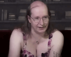 A cronologia simplesmente não fecha para Daira ser Satoshi Nakamoto Satoshi estava ativo entre 2008 e 2011 enquanto Daira só apareceu publicamente no Zcash em 2016 Ortografia britânica não prova nada quando milhares de britânicos trabalham com criptografia A menção de Hopwood por Satoshi era sobre Paul Hopwood e não Daira Emma Hopwood Key blinding é um conceito criptográfico amplamente conhecido desde os anos 1980 O código original do Bitcoin não tem a sofisticação dos protocolos que Daira normalmente desenvolve Craig Wright foi judicialmente declarado como não sendo Satoshi Nakamoto Dorian Nakamoto foi assediado pela mídia mas nunca teve o conhecimento técnico necessário Nick Szabo nega categoricamente ser o criador do Bitcoin Hal Finney recebeu a primeira transação mas análise forense descartou que fosse Satoshi A única prova definitiva seria assinar uma mensagem com as chaves privadas de Satoshi Aproximadamente 1,1 milhão de BTC permanecem intocados desde 2010 nos endereços de Satoshi Esses bitcoins valem mais de 120 bilhões de dólares em 2025 Daira nunca demonstrou controle sobre as chaves privadas de Satoshi Especulação sobre identidade facilmente degenera em ataques pessoais Daira Emma Hopwood sofreu assédio transfóbico por causa desses rumores infundados O Zcash subiu 1700% de 40 para 750 dólares impulsionado por narrativas especulativas O preço do ZEC caiu 30% quando a controvérsia sobre Daira explodiu A Electric Coin Company condenou publicamente os ataques contra Daira Josh Swihart chamou os ataques de repugnantes e enfurecedores Daira é uma criptógrafa extraordinária que merece reconhecimento por seu trabalho real O trabalho dela no Zcash com zk-SNARKs é uma contribuição técnica genuína Satoshi publicou o whitepaper em 31 de outubro de 2008 A rede Bitcoin foi lançada em 3 de janeiro de 2009 Satoshi desapareceu em meados de 2011 após entregar as chaves a Gavin Andresen Não há registro público de Daira desenvolvendo criptomoedas entre 2008 e 2011 O anonimato de Satoshi é crucial para a descentralização do Bitcoin Ao desaparecer Satoshi garantiu que não houvesse líder ou ponto único de falha Extraordinárias alegações requerem extraordinárias evidências A comunidade Bitcoin sempre exigiu prova criptográfica para identidade de Satoshi Análise linguística forense não encontrou correspondências definitivas com nenhum candidato Satoshi usou expressões como bloody hard que são comuns entre britânicos O Bitcoin original tinha privacidade limitada baseada apenas em pseudonimização Se Daira criasse o Bitcoin provavelmente incorporaria privacidade avançada desde o início O Zcash foi lançado oficialmente em 2016 com protocolo de privacidade avançado Daira trabalhou em Tahoe-LAFS e na linguagem Noether antes do Zcash Peter Todd foi acusado pela HBO mas estava na faculdade quando o whitepaper foi publicado Adam Back criou o Hashcash que inspirou o proof-of-work mas nega ser Satoshi A obsessão em desmascarar Satoshi fundamentalmente não compreende o valor de seu anonimato O verdadeiro legado do Bitcoin é o sistema descentralizado que funciona independentemente do criador Centenas de criptógrafos trabalham com blind signatures e key blinding globalmente David Chaum introduziu conceitos de cegueira criptográfica décadas antes do Bitcoin A expertise técnica de Daira é inquestionável mas não a conecta ao Bitcoin Teorias conspiratórias sobre identidade têm consequências reais para pessoas reais A comunidade cripto deveria rejeitar veementemente o padrão de assédio Especuladores que compraram ZEC no topo com base em rumores sofreram perdas significativas A volatilidade de mercado seguiu a especulação irresponsável sobre identidade Satoshi minerou aproximadamente 1 milhão de BTC durante 2009 e 2010 O bloco gênesis do Bitcoin contém a mensagem sobre o resgate bancário de 2009 Satoshi estava intensamente ativo corrigindo bugs e desenvolvendo código Durante três anos críticos Satoshi moldou a arquitetura fundamental do Bitcoin Nenhuma evidência forense conecta Daira às atividades de Satoshi A teoria exigiria que Daira mantivesse dupla identidade perfeita por anos Seria contraproducente aos objetivos de privacidade do Bitcoin deixar rastros O código Bitcoin usa ECDSA SHA-256 e Merkle trees de forma pragmática A implementação é elegante mas não demonstra sofisticação em zero-knowledge proofs Daira é especialista em zk-SNARKs que não existiam no Bitcoin original O protocolo Sapling do Zcash representa avanços significativos em privacidade Juola Associates realizou análise linguística forense dos posts de Satoshi Ted Nelson especulou que Satoshi era o matemático japonês Shinichi Mochizuki Dois matemáticos israelenses tentaram ligar Satoshi a Ross Ulbricht sem sucesso A Newsweek causou enorme assédio a Dorian Nakamoto em 2014 Craig Wright apresentou documentos falsificados como evidência Um tribunal britânico sentenciou Wright a um ano de prisão suspenso A decisão judicial de 2024 foi categórica sobre as falsificações de Wright O domínio bitcoin.org foi registrado em 18 de agosto de 2008 Hal Finney tweetou running bitcoin ao se juntar à rede em 2009 Satoshi enviou 10 bitcoins para Finney na primeira transação da história Wei Dai criador do b-money foi consultado por Satoshi sobre citações Nick Szabo criou o Bit Gold em 1998 como precursor conceitual A primeira transação comercial foi por duas pizzas em maio de 2010 Laszlo Hanyecz pagou 10 mil BTC pelas pizzas que valem fortunas hoje Satoshi escreveu que começou a desenvolver o código em meados de 2007 O desenvolvimento levou aproximadamente 18 meses antes do lançamento Satoshi disse que teve que escrever todo código antes de se convencer que funcionaria O whitepaper foi enviado à lista de criptografia do metzdowd.com Martti Malmi desenvolvedor finlandês ajudou a criar conteúdo para bitcoin.org Blockchain analysts estimam que Satoshi minerou cerca de 968 mil bitcoins Sergio Demian Lerner conduziu análise de padrões de mineração de Satoshi Satoshi participou ativamente de discussões no fórum Bitcointalk Aproximadamente 575 posts de Satoshi foram preservados no Bitcointalk Análise desses posts revela consistência em decisões de design priorizando descentralização Satoshi demonstrou abordagem pragmática para resolução de problemas Em 2010 Satoshi escreveu sobre evolução gradual do projeto O projeto precisava crescer gradualmente para fortalecer o software Satoshi transferiu domínios relacionados a membros proeminentes da comunidade A vulnerabilidade crítica de agosto de 2010 foi rapidamente corrigida Satoshi nunca promoveu Bitcoin de forma excessiva ou sensacionalista Considerou até que página da Wikipedia era muito promocional A filosofia cypherpunk de privacidade financeira estava clara desde início Experimentos anteriores como DigiCash falharam por terem ponto central de falha LibertyReserve também falhou pela mesma razão de centralização Bitcoin eliminou intermediários de confiança com garantias criptográficas Satoshi pensava em micropayments e transferências internacionais como casos de uso Os custos bancários massivos tornavam micropagamentos impossíveis na época Usuários dão valor ao Bitcoin e são incentivados a ver a rede crescer O sistema sobrevive enquanto houver usuários não importa quem o criou Daira trabalha em sistemas de privacidade desde os anos 1990 Sua dedicação a privacidade financeira é genuína e documentada Ela afirma que sem privacidade financeira não há privacidade real O dinheiro é parte integral da sociedade para o bem ou para o mal A equipe da ECC nunca teve bug criptográfico de segurança major Considerando a complexidade do que fazem criaram algo seguro e prático O mistério de Satoshi provavelmente permanecerá sem solução Isso é algo que deveríamos abraçar não combater