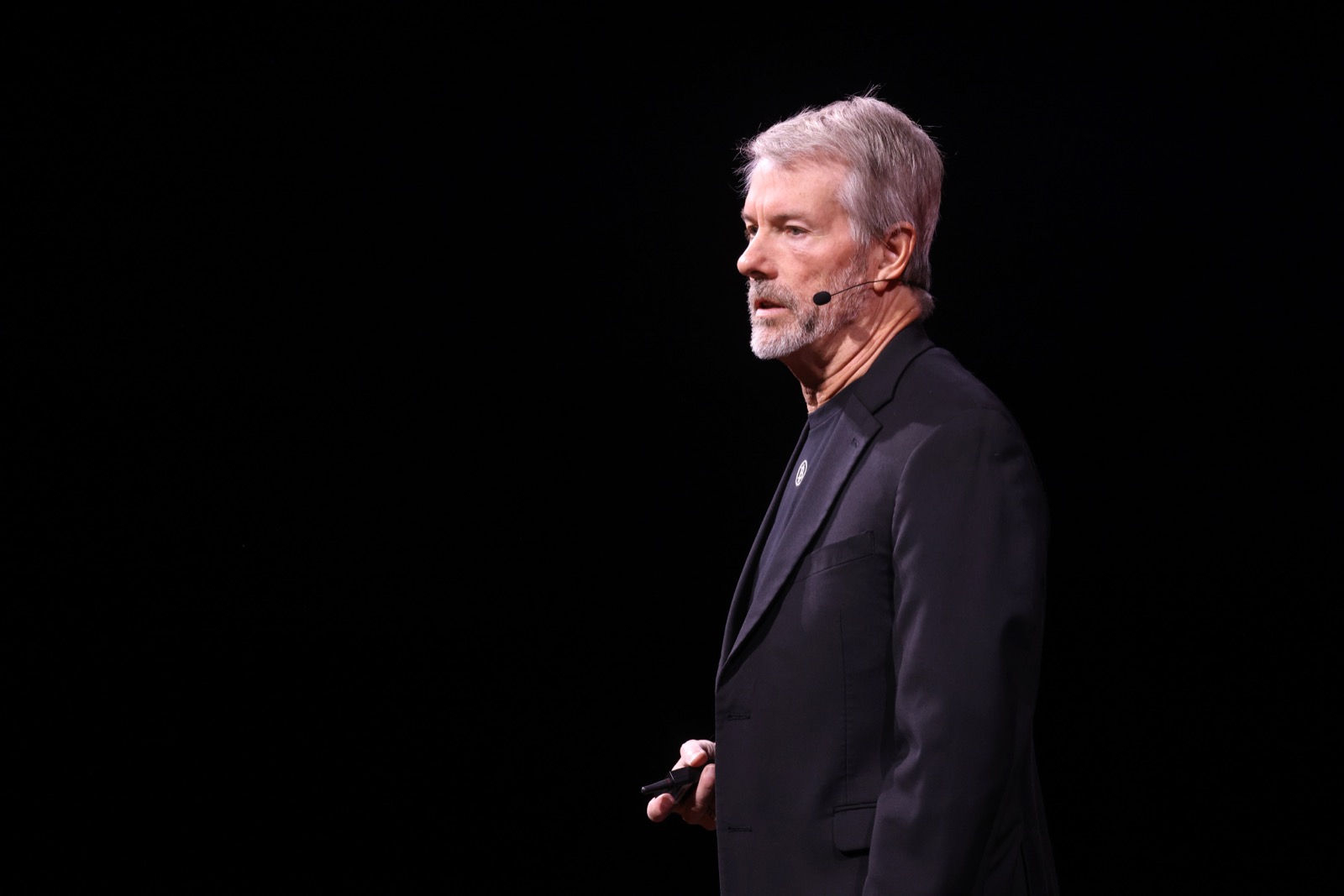Michael Saylor da Strategy retoma compras de Bitcoin com 43 milhoes de dolares em maio de 2026